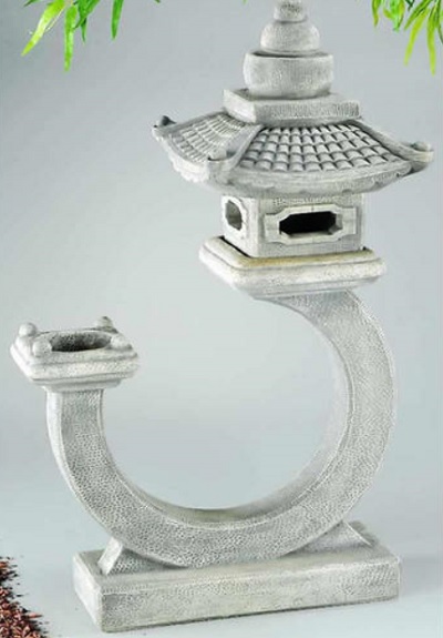 Curved Great Pagoda Lantern by Henri Studio